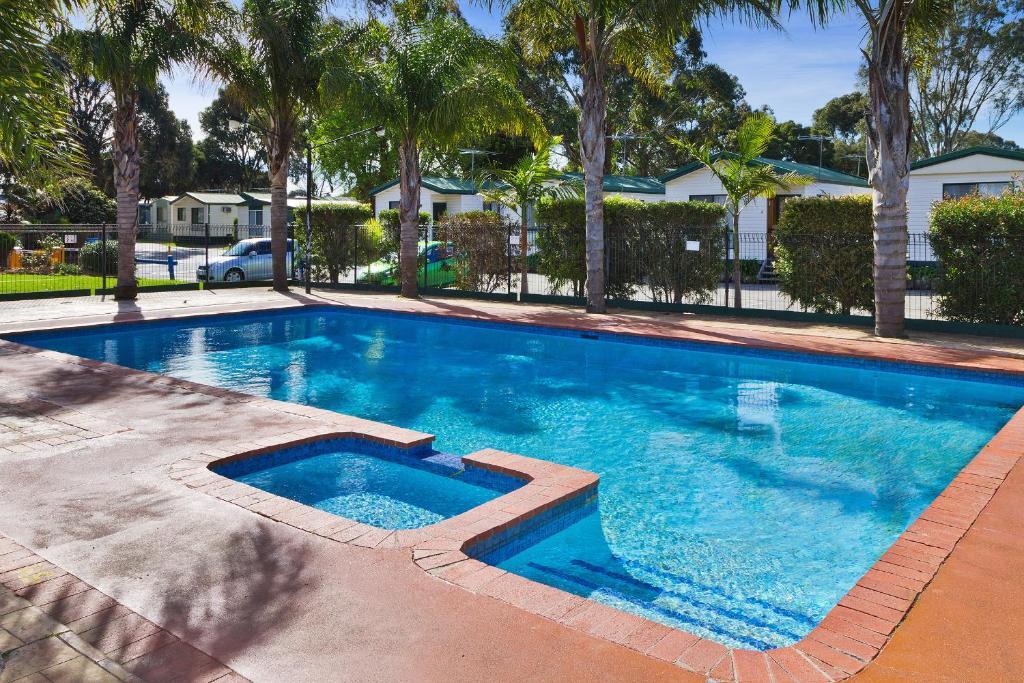 Sandhurst Motel Carrum Downs Exterior photo