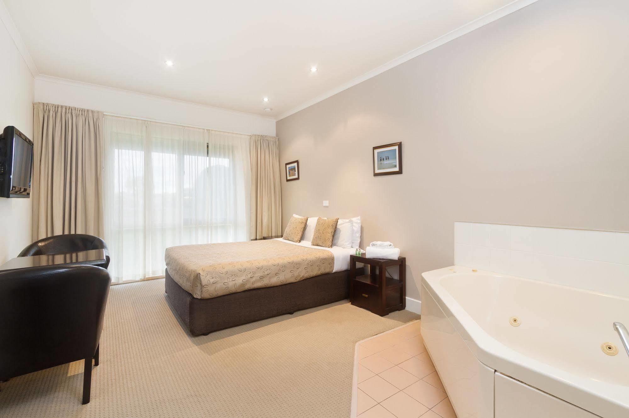 Sandhurst Motel Carrum Downs Exterior photo